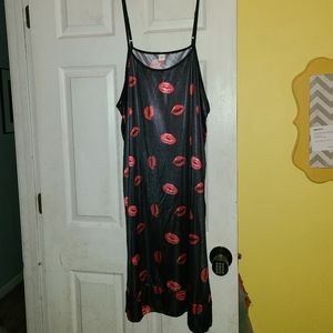 NWOT Lips Nightgown 3X